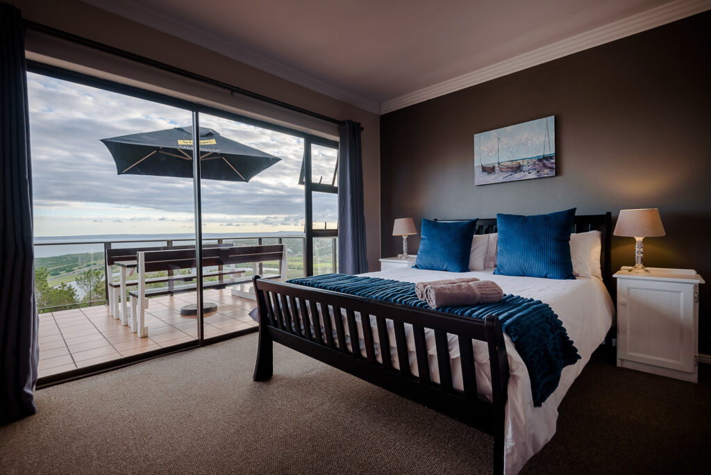 Interior of room with view over Ilita Lodge at Great Brak.