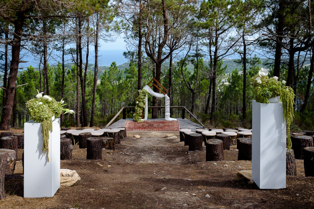 Wedding ceremony area at Ilita Lodge.